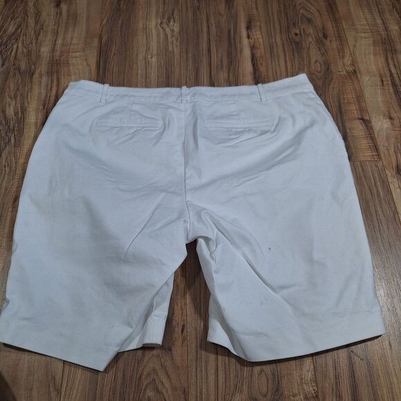 Ralph Lauren White Womens shorts size 20W - Picture 2 of 4
